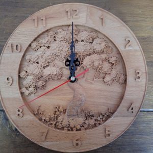 Horloge Bois Gravé Cerisier Japonais Sakura