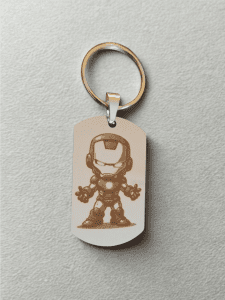 Porte-clés héros robot chibi en acier inoxydable 316L gravure laser kawaii super-héros